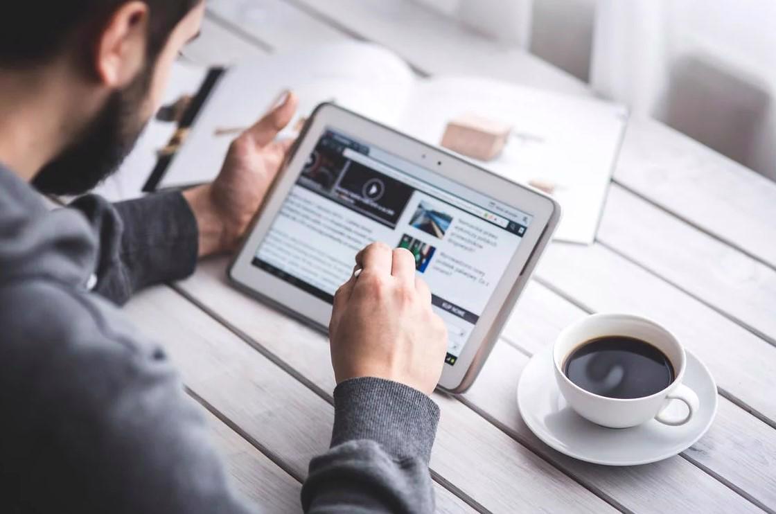 How Do Users Read Website Content?